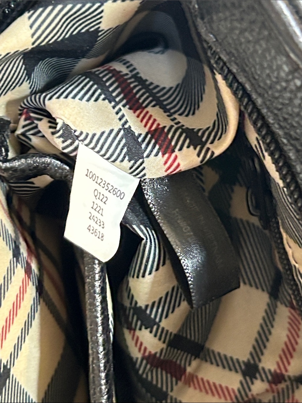 Giani Bernini Black Pebbled Leather Shoulder Bag with Gold Horsebit Accent - Picture 14 of 14
